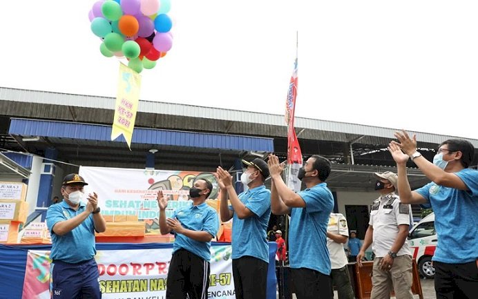 Peringati HUT Kesehatan Nasional, Dinkes & KB Sampang Launching Berbagai Inovasi Layanan Kesehatan Prima