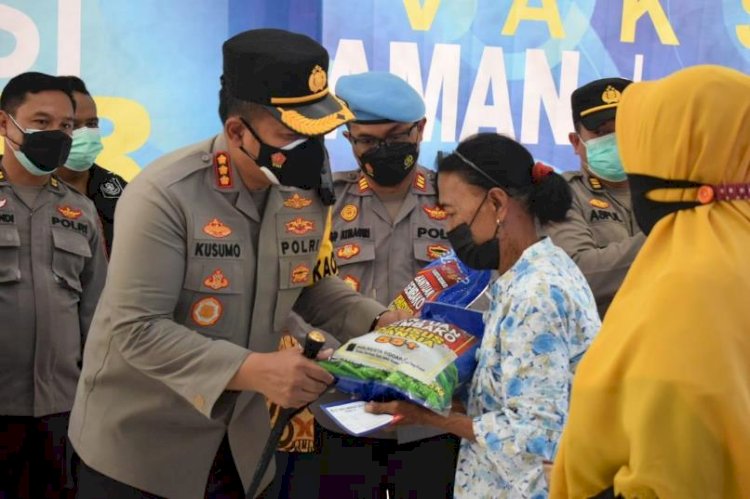 Ika Unair Sidoarjo, YAPPIKA ActionAid, dan Filantropi Indonesia Gelar Vaksinasi Menyasar Lansia