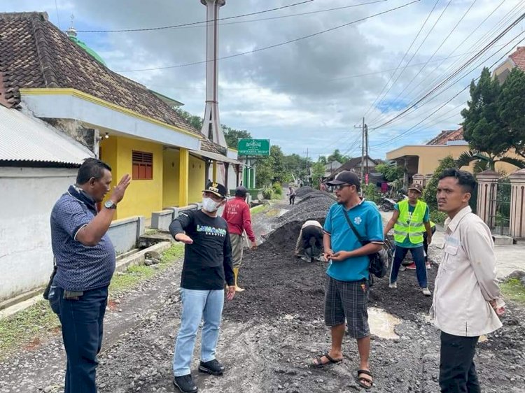 Lakukan Pembenahan Jalan, Cak Thoriq : Truk Pasir Tak Boleh Lewat Jalan Desa