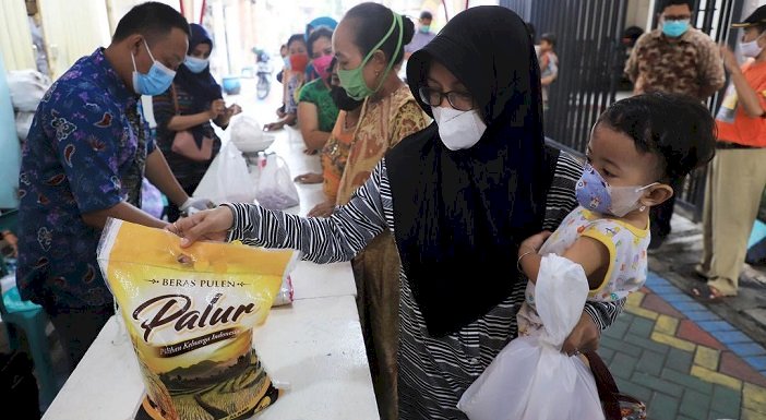 Jelang Natal dan Tahun Baru, Pemkot Surabaya Gelar Operasi Pasar di Seluruh Kecamatan