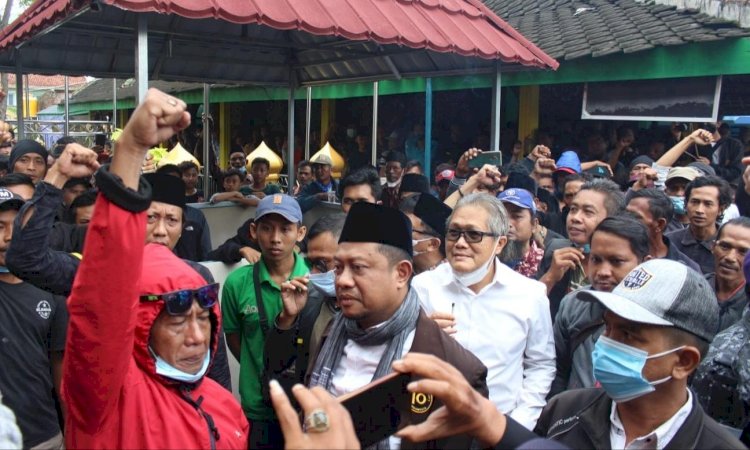 Isu Penjemputan Anak Kiai, Ribuan Santri Siaga