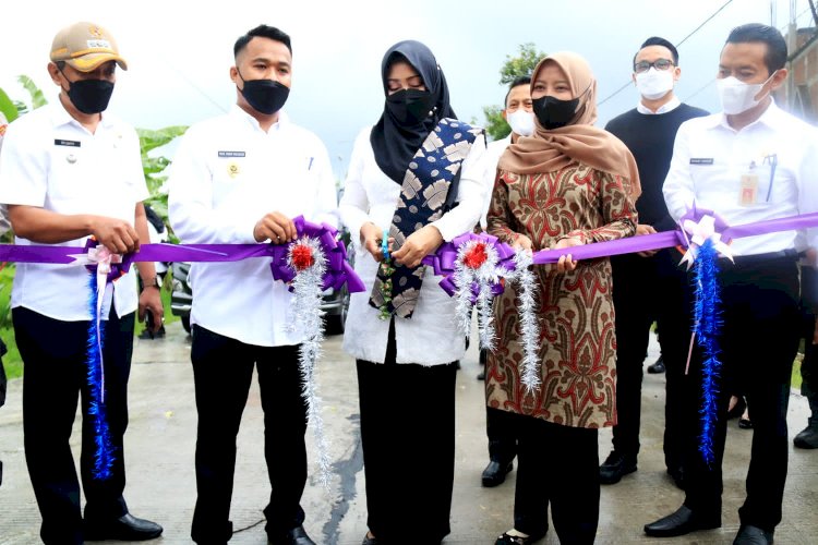 Resmikan Jalan dan Jembatan di Kemlagi, Ikfina : Upaya Tingkatkan Ekonomi