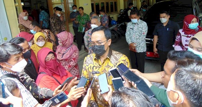 Sambangi Dinas Ketahanan Pangan dan Peternakan, Bupati Pamekasan: Kita adalah Tim, Harus Kerja Sama