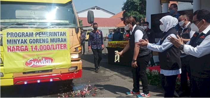 Gubernur Khofifah Terus Gelontor Migor ke Selutuh Kota dan Kabupaten di Jatim