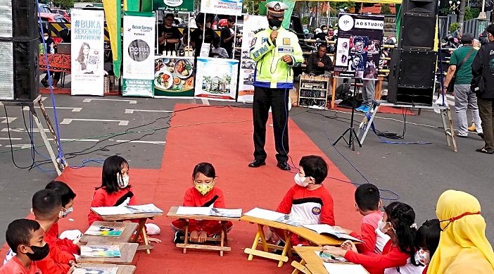 Operasi Keselamatan Semeru 2022,  Siswa TK pun Jadi Sasaran Satlantas Tuban