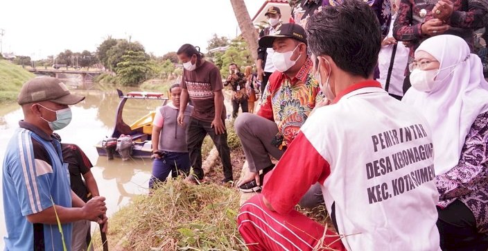 Padat Karya Sumenep Tumbuhkan Ekonomi Desa