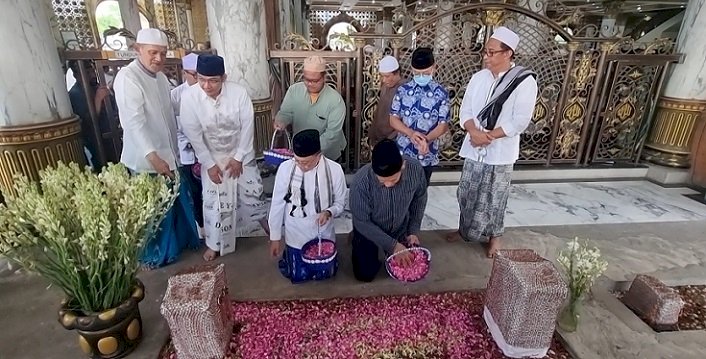 Ketua Umum PAN,  Zulhas Safari Politik ke Kiai di Bangkalan