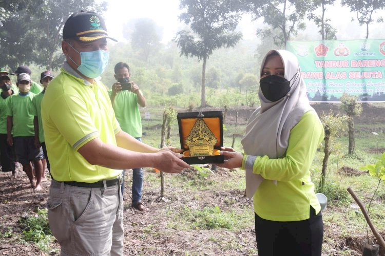 Bupati Ajak Masyarakat Jaga Hutan