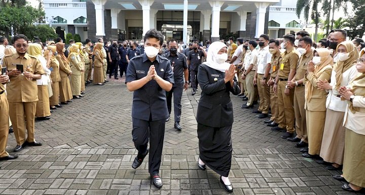 Terbitkan SE Jam Kerja ASN di Bulan Ramadan 1443 H, Khofifah Optimistis Produktivitas ASN Tetap Tinggi