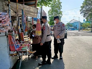 Polisi Banyuwangi Razia Petasan