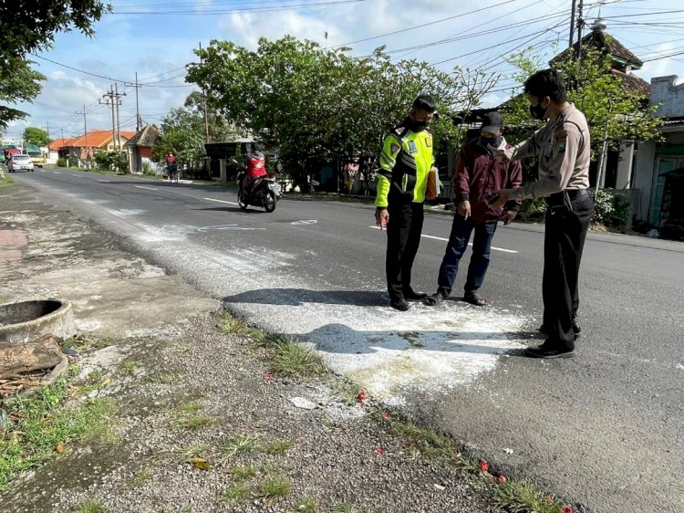 Pemotor Tewas Tertabrak Truk Tangki