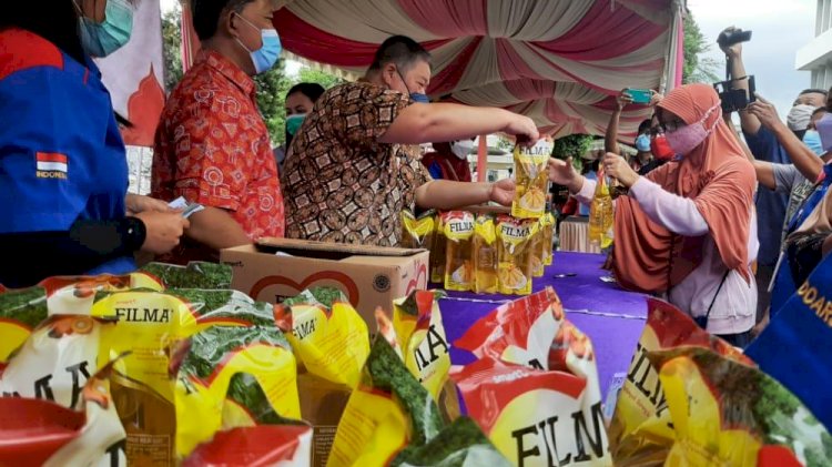 Tjiwi Kimia Gelar Bazar Ramadan