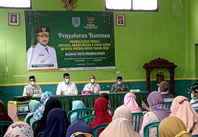 Wali Kota Probolinggo Serahkan 6.059 Bantuan untuk Dhuafa dan Fakir Miskin