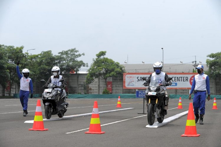 Ayo Latihan Berkendara di MPM Safety Riding Centre