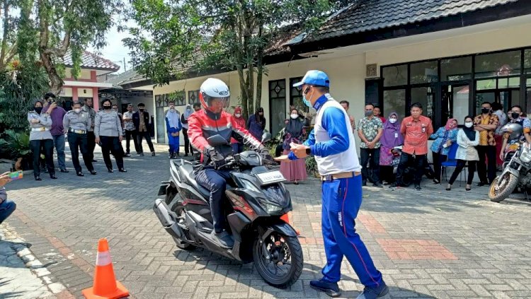 Duta Safety Riding Tularkan Virus #Cari_Aman