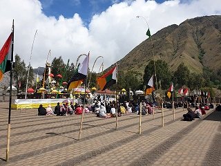 Wisatawan Dilarang Ikuti Ritual Yadnya Kasada