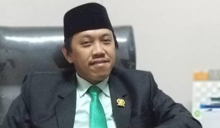 Wali Kota Surabaya Larang Merokok di Tempat Umum, Mas Sam Ingatkan Bahaya Emisi Gas Buang