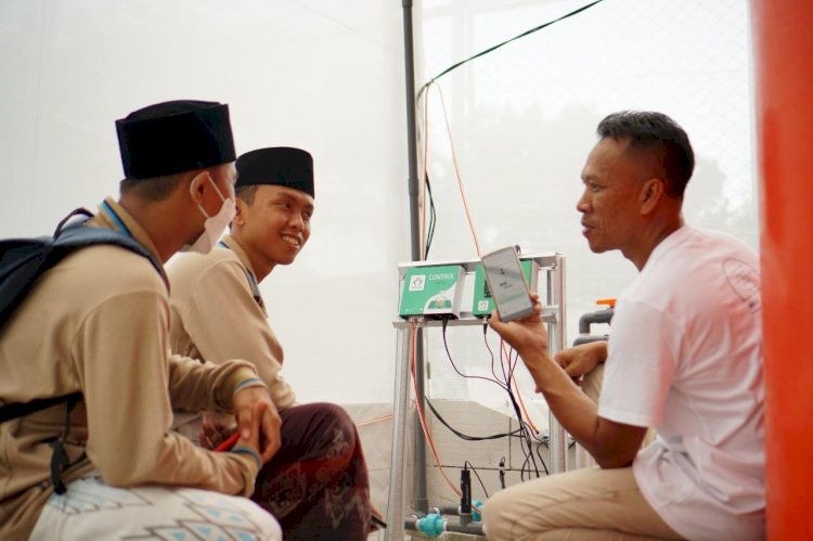 PLN Edukasi Pertanian Modern di Lingkungan Pesantren