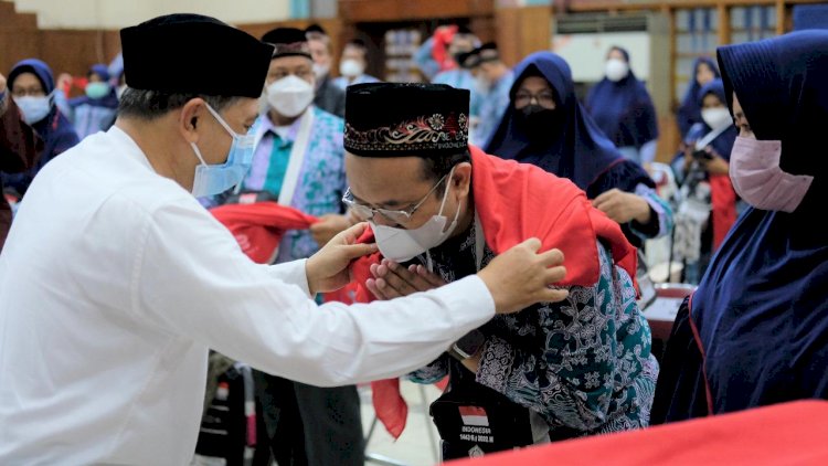 SIG Berangkatkan 113 Calon Jamaah Haji