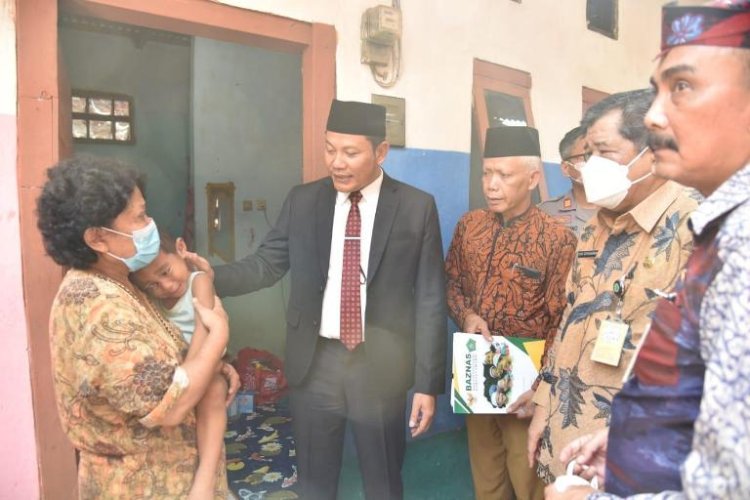 Bantu Pengobatan Balita Idap Tumor Mata