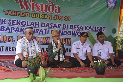 Puluhan Hafidz SDN Kalisat Ikuti Wisuda