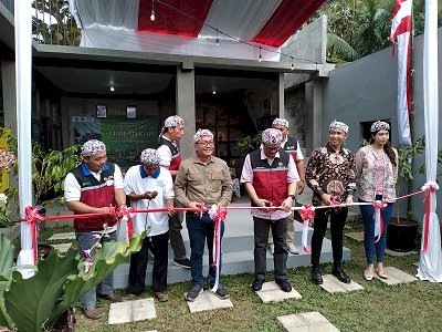 Kemendes PDTT Launching Sekolah Kopi RAISA di Bondowoso