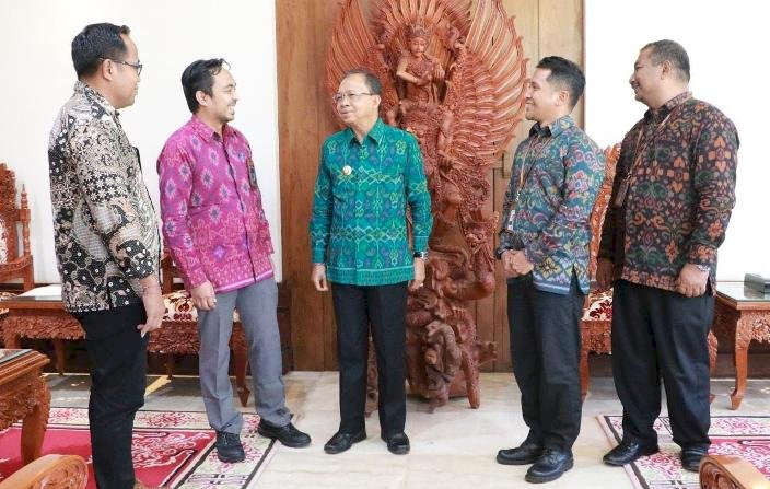 PLN Serius Pastikan Keandalan Sistem Kelistrikan, Gubernur Bali Dukung Tertibkan Peraturan Layang-layang