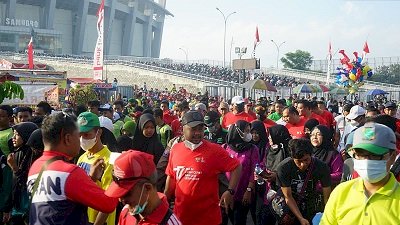 Dandim Gresik Gelar Jalan Sehat