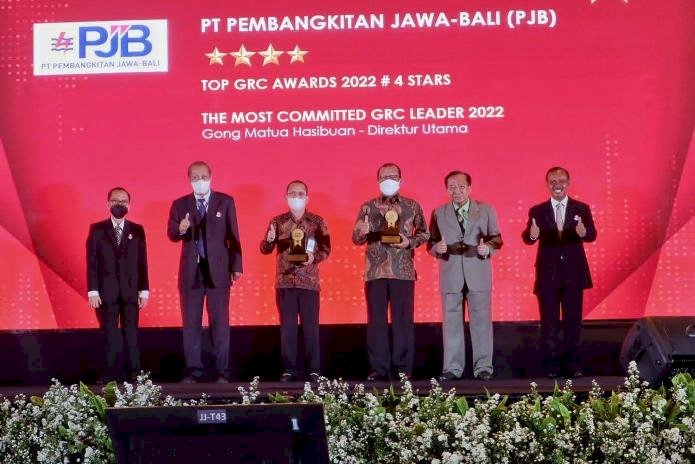 Andal Kelola Bisnis, PJB Group Raih Top GRC Award