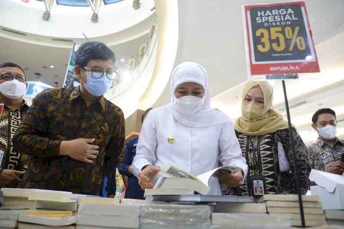 Hari Aksara Internasional, Khofifah: Momentum Gelorakan Pentingnya Berliterasi Dasar Hingga Digital