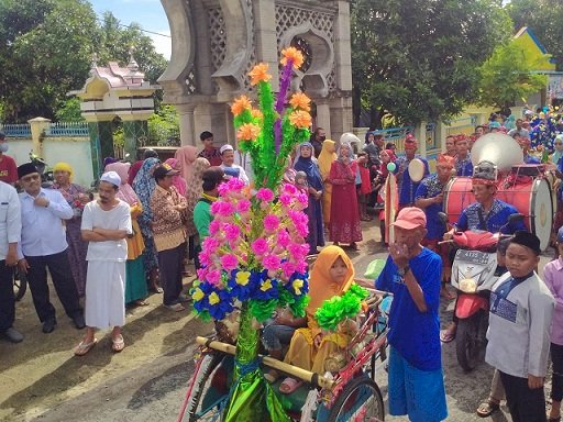 Tradisi Endhog-Endhogan Meriahkan Perayaan Maulid Nabi