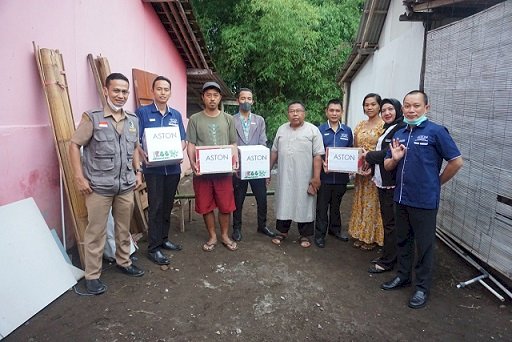 ASTON Banyuwangi Hotel Berikan Bantuan Sosial untuk Korban Banjir