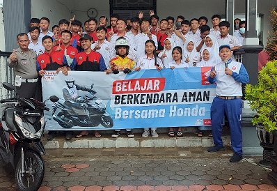 MPM Honda Jatim Bekali Ilmu Safety Riding, Sambut Hari Sumpah Pemuda