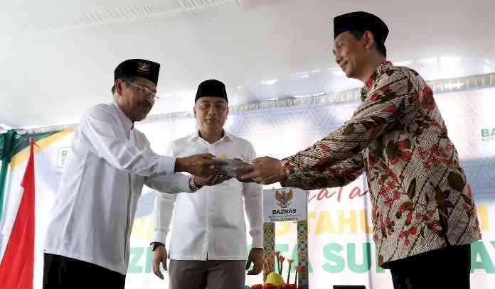 Harlah Ke-1 Tahun Baznas Surabaya, Wali Kota  Eri Harapkan Baznas Selalu Hadir di Tengah Masyarakat