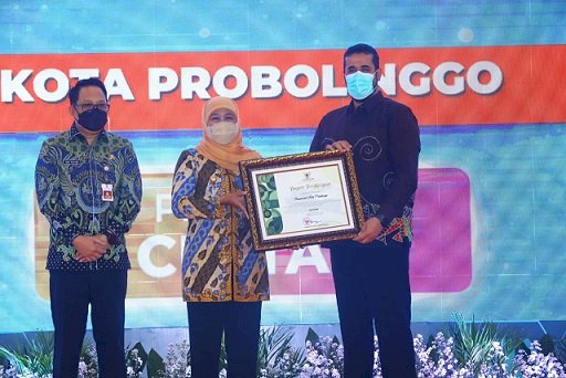 Masuk 5 Besar, Wali kota Probolinggo Terima Penghargaan Cetttar