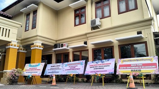 Usai Penetapan Tersangka Korupsi Mamin Fiktif BKPP , Kebanjiran Karangan Bunga