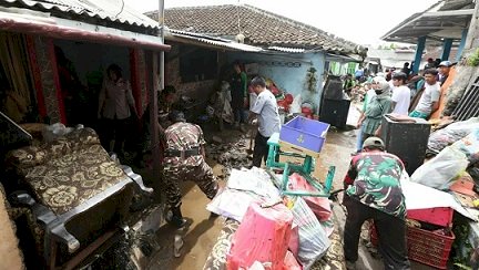 Bupati Sebut Alih Fungsi Lahan Penyebab Banjir Kalibaru, PTPN XII Tolak Dikambing Hitamkan