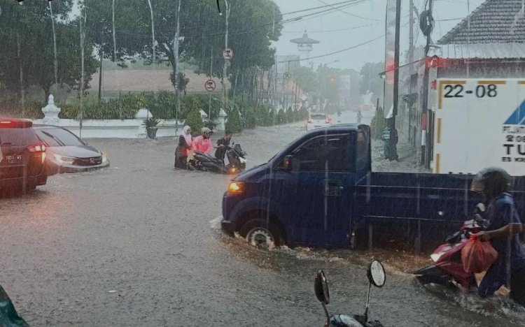 Wilayah Kota Banyuwangi Dikepung Banjir