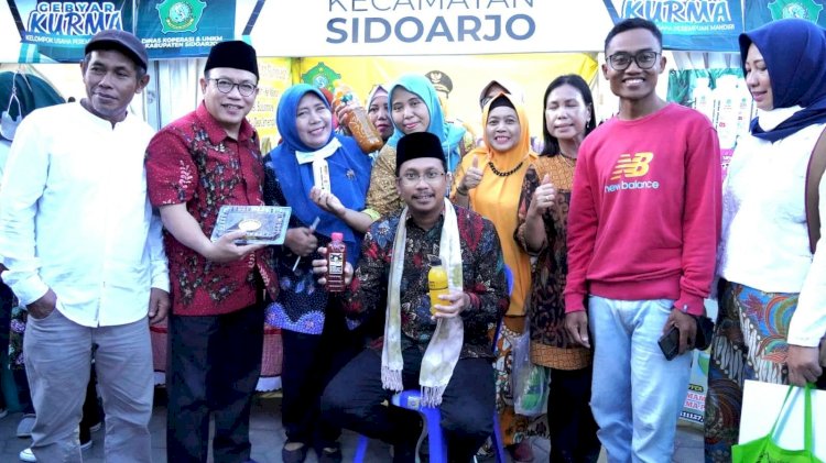 Bupati Muhdlor Endorse UMKM lewat Medsos Jelang Nataru