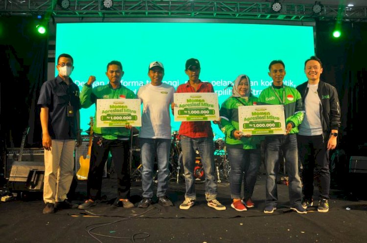 Seribu Mitra Grab di Surabaya Ikuti Hajatan Akhir Tahun