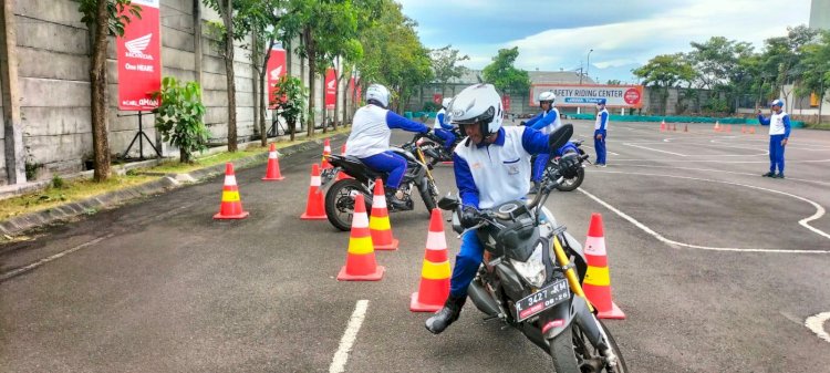 Honda MPM Jatim Ajak Latihan Berkendara