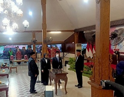 Ugas Irwanto Dilantik Jadi Sekda Kabupaten Probolinggo