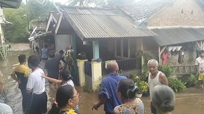 Banjir Bandang Terjang Kampung Kanalan Lateng Banyuwangi