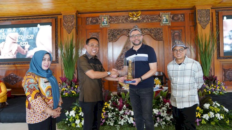 UMKM Kota Mojokerto Jadi Bahan Studi Mahasiswa Amerika