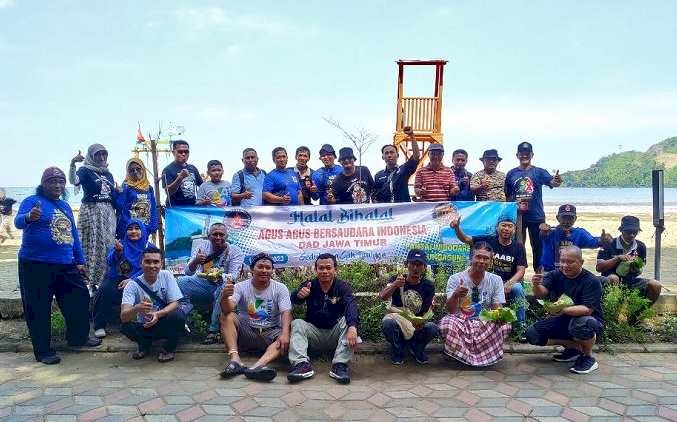 Perkumpulan Agus Agus Bersaudara Jatim Pererat Persaudaraan di Pantai Midodaren Tulungagung