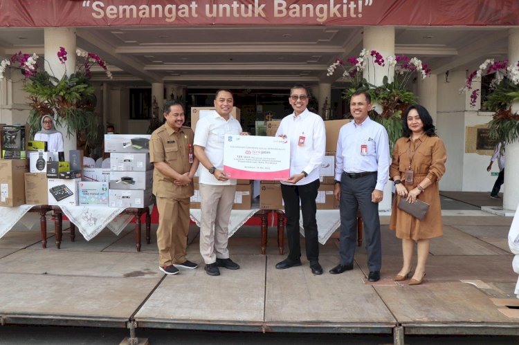 Bank Jatim Serahkan CSR Rp 1,2 M ke Pemkot Surabaya