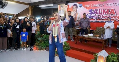 Wabup Timbul Sambut Juara Indonesia Idol saat Pulang Kampung