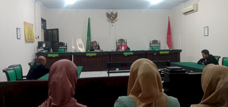 Praperadilan Kades Lolawang Ditolak PN Mojokerto