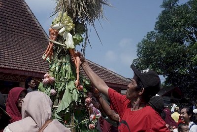 Wabup Indah Berharap, Tradisi Tiap Desa Terus Dilestarikan