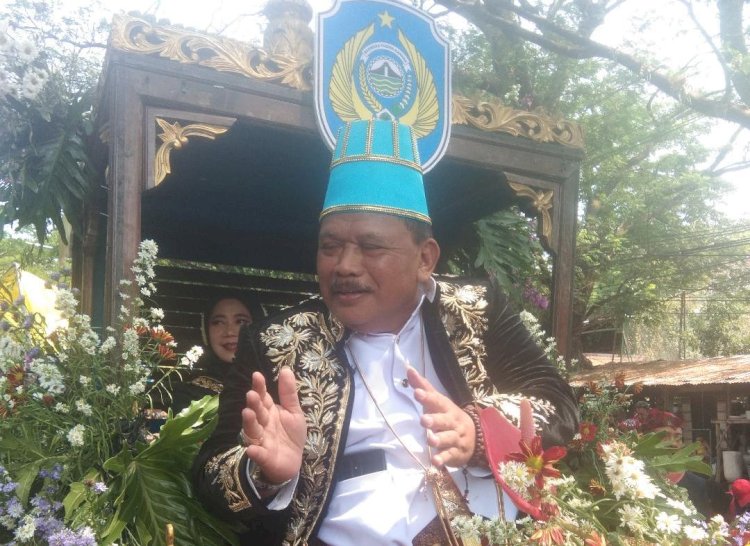 Bupati Nganjuk Marhaen Jumadi Ikut Meriahkan Pawai Budaya